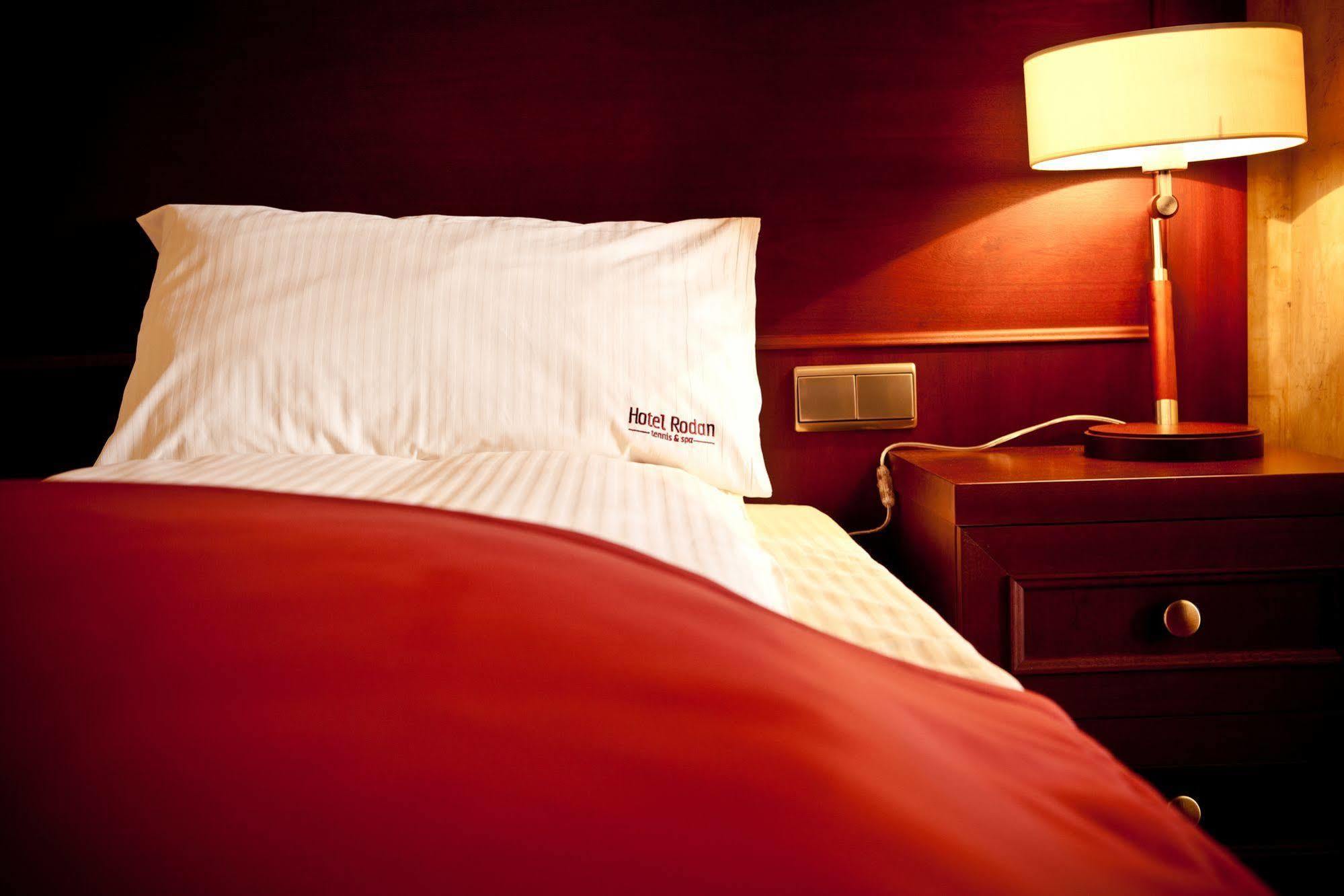 Hotel Rodan كورنيك المظهر الخارجي الصورة